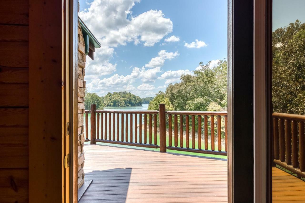 Majestic Lakefront Lodge Sevierville Exterior foto