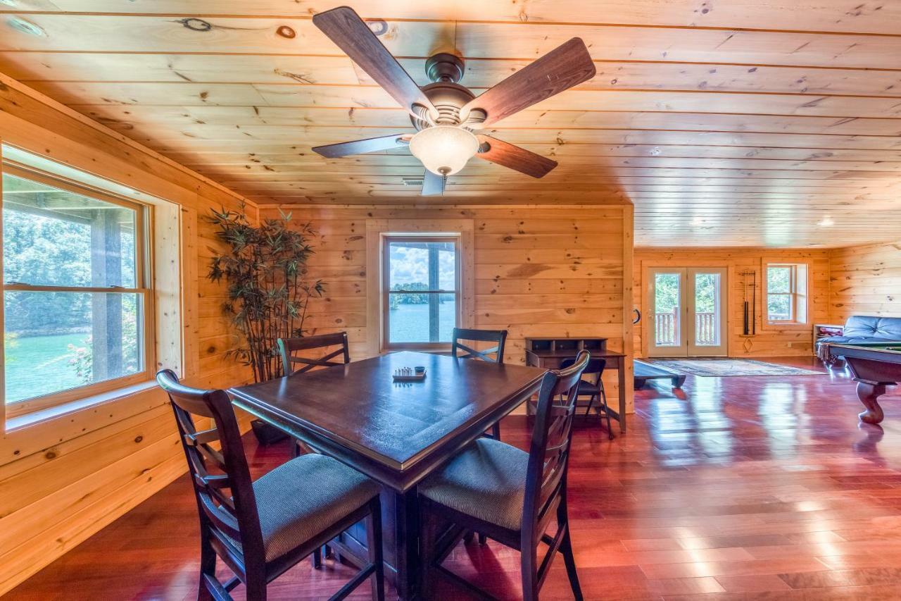 Majestic Lakefront Lodge Sevierville Exterior foto