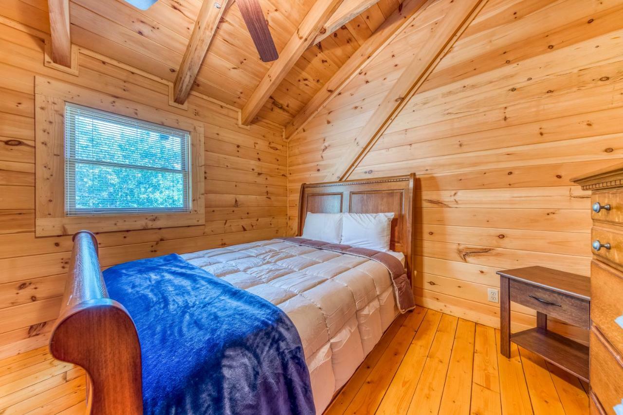 Majestic Lakefront Lodge Sevierville Exterior foto