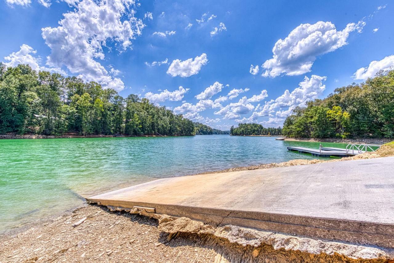 Majestic Lakefront Lodge Sevierville Exterior foto